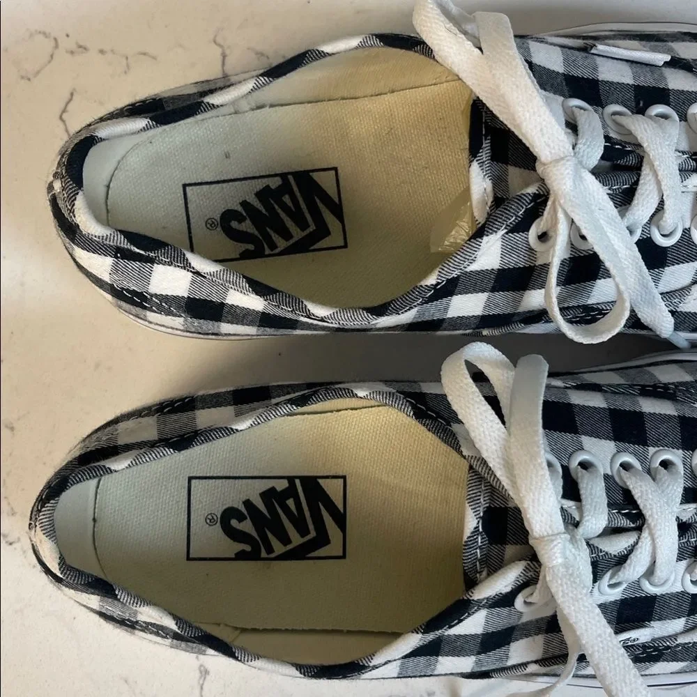Vans® Unisex Authentic Lace-Up Sneakers in Gingham Check Size 9 Women’s
